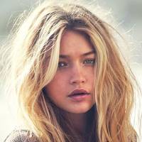 Gigi Hadid Nude