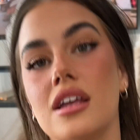 Weiß jemand wer das ist Nude